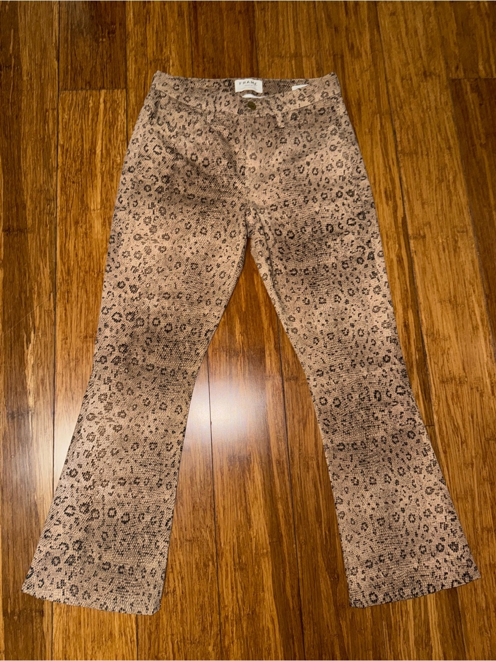 Frame Denim - Picture 2 of 3